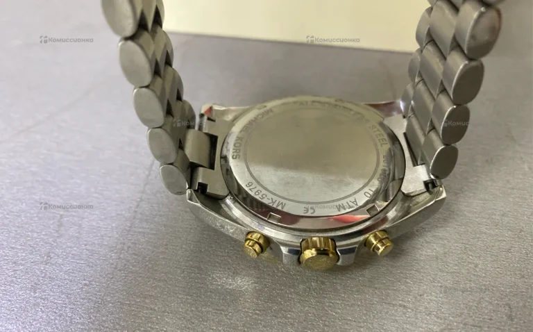 Часы Michael Kors MK-5976