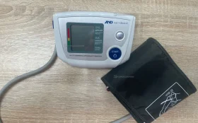 Купить UA-777 Измеритель артериального давления б/у , в Москва и область Цена:1500рублей