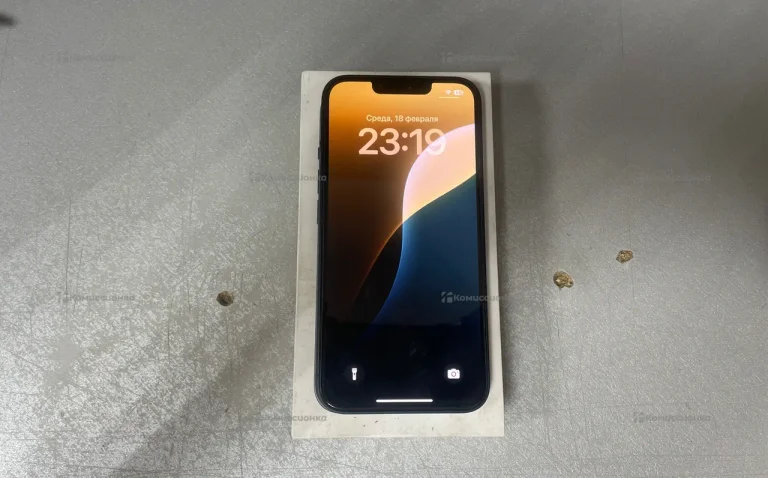 Apple iPhone 14 6/128 ГБ