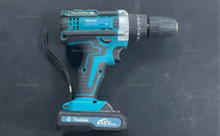 Шуруповерт Дрель