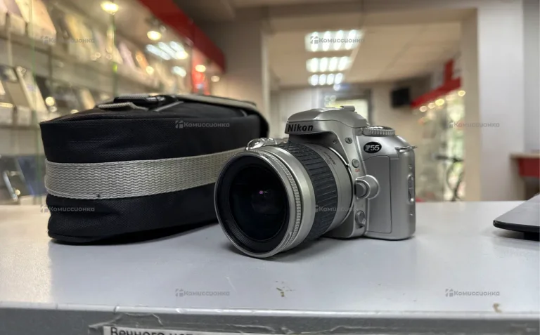 Фотоаппарат  Nikon F55