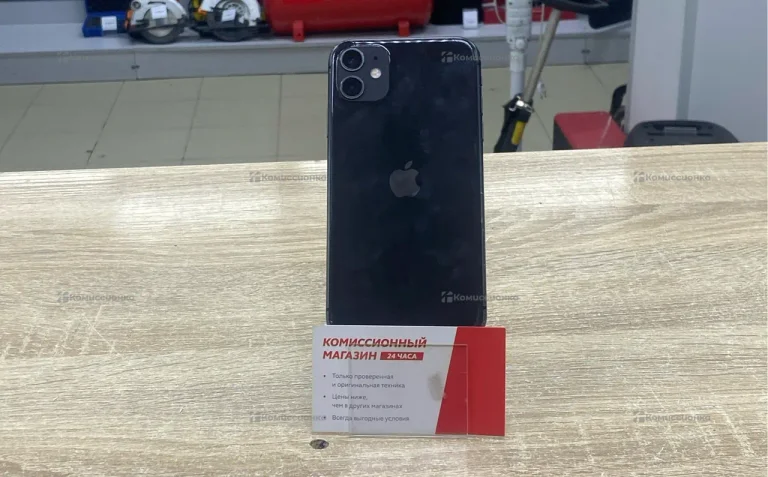 Apple iPhone 11 4/64 ГБ
