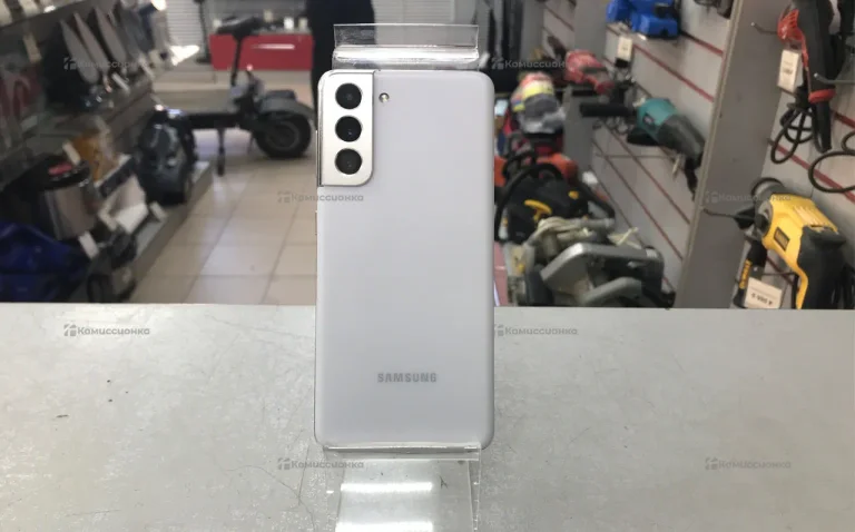 Samsung Galaxy S22 5G 8/256 ГБ