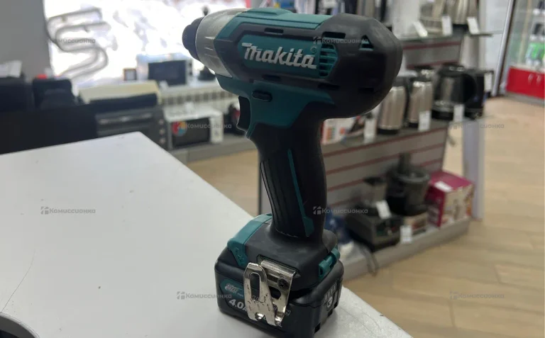Шуруповерт Makita TD110D