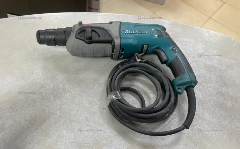 Перфоратор Makita HR2470