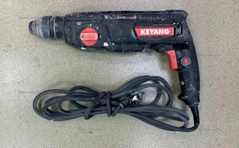 Перфоратор KEYANG HD26-800T