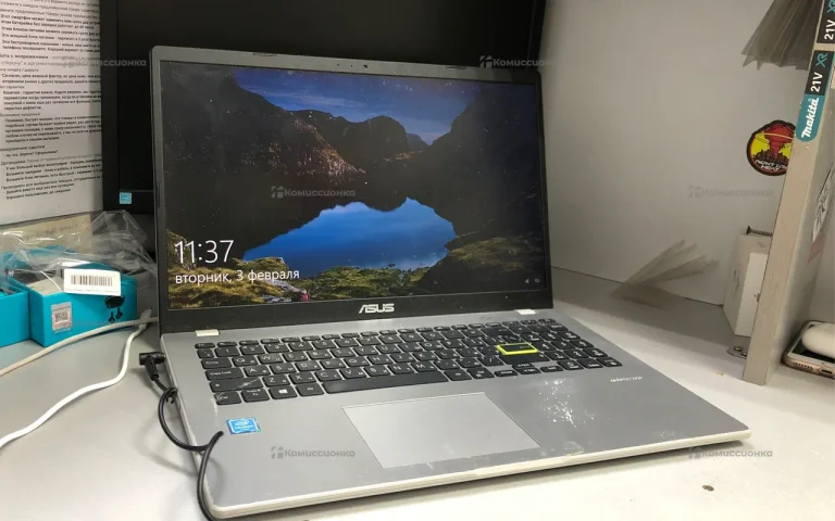 Ноутбук  asus