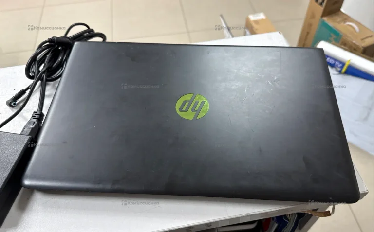 Ноутбук  HP Pavilion i-7700 gtx 1050
