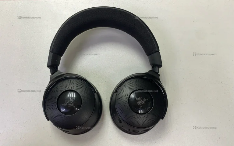 Беспроводная гарнитура Razer Kraken v4 pro