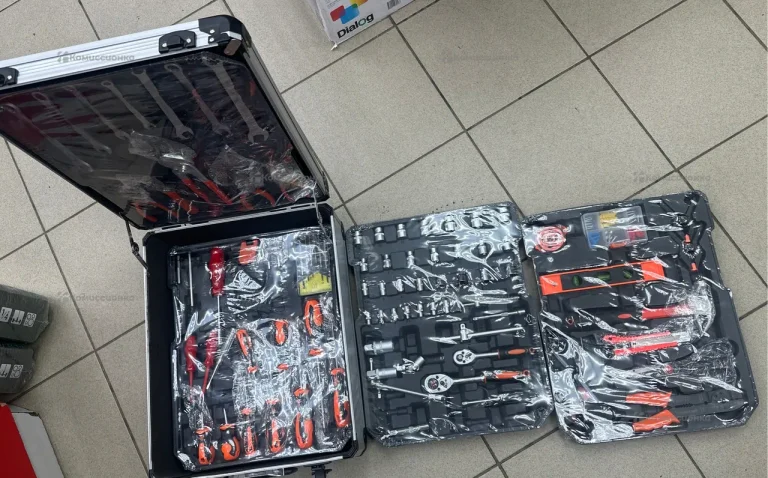 Набор инструментов 200+ предметов в кейсе