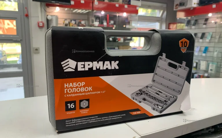 Набор головок Ермак с карданным шарниром