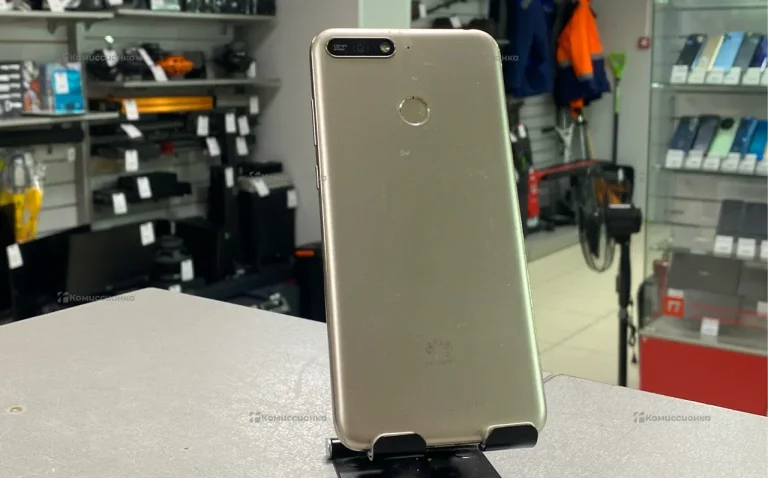 Huawei Y6 Prime (2018) 2/16 ГБ