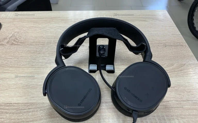 Наушникт SteelSeries