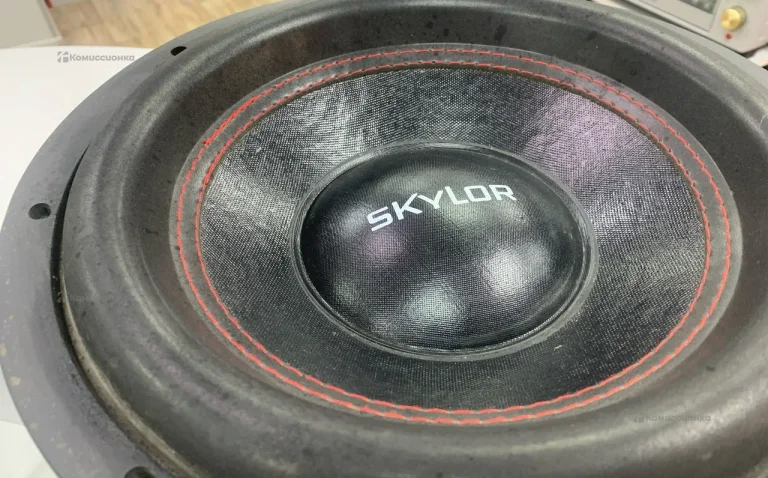 Сабвуфер  SKYLOR