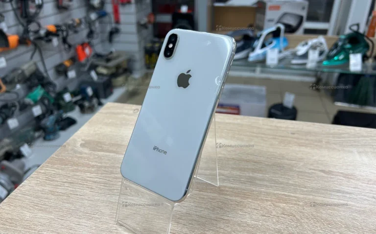 Apple iPhone X 3/64 ГБ