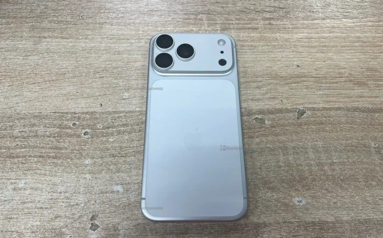 Apple iPhone 17 Pro Max 12/256 ГБ