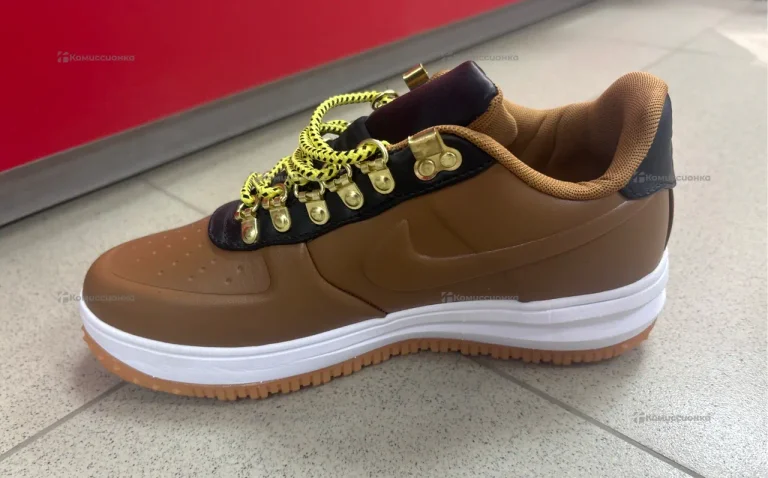 Кроссовки Nike Duckboot 41