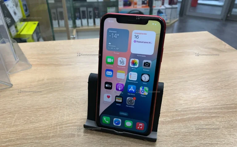 Apple iPhone XR 3/128 ГБ