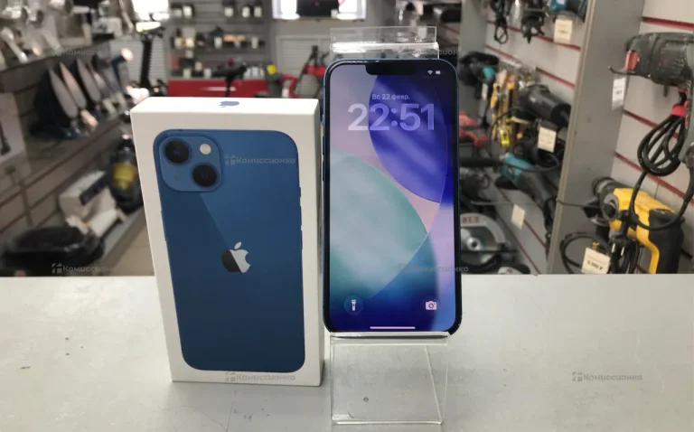 Apple iPhone 13 4/128 ГБ
