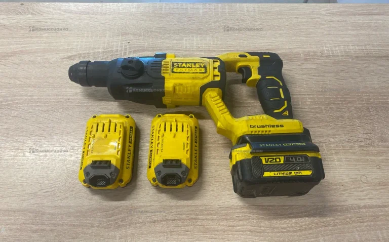 Перфоратор Stanley FMCD900