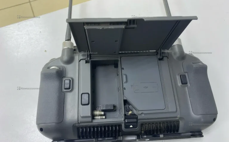 Пульт DJI RM700b