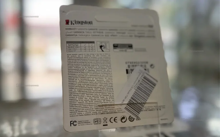 Флешка Kingston 32GB