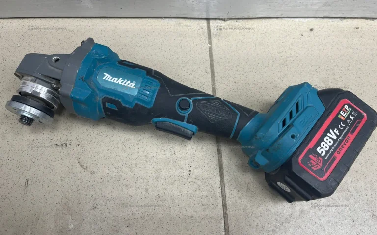 УШМ Makita GA9020