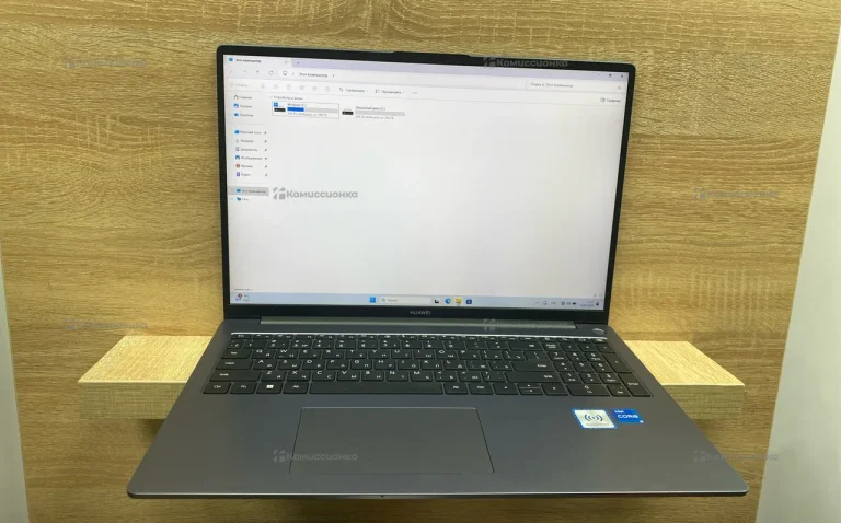 Ноутбук  Huawei d16