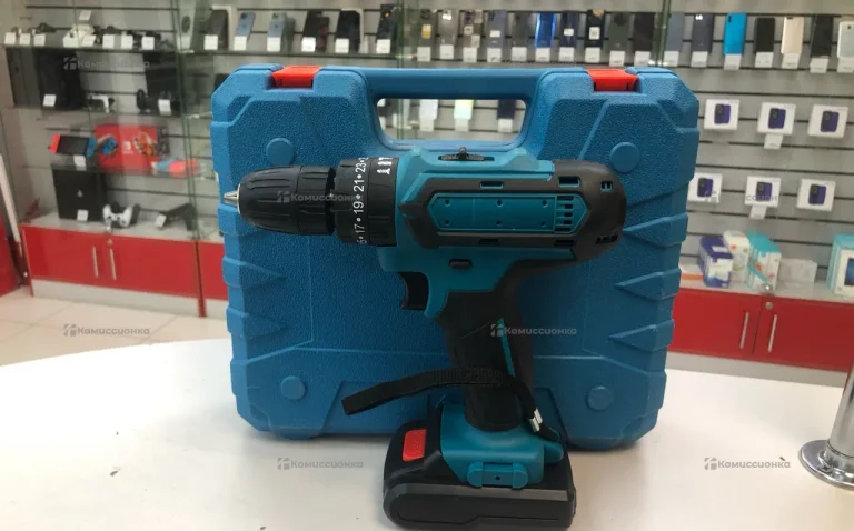 Шуруповерт Makita (реплика)