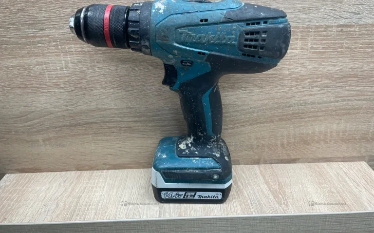 дрель шуруповёрт Makita DF457D
