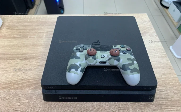 Приставка PS4 Slim 1 Tb