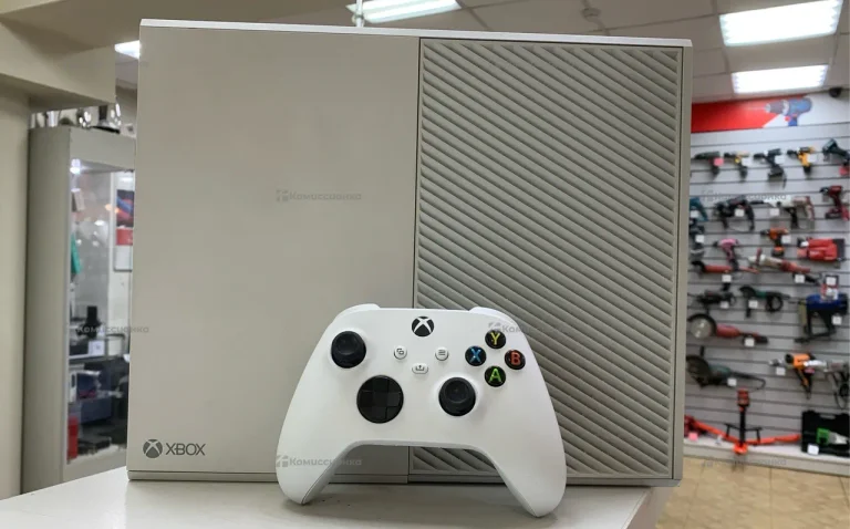 Приставка Xbox One 500gb