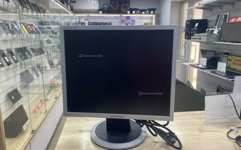 Монитор Samsung 740N