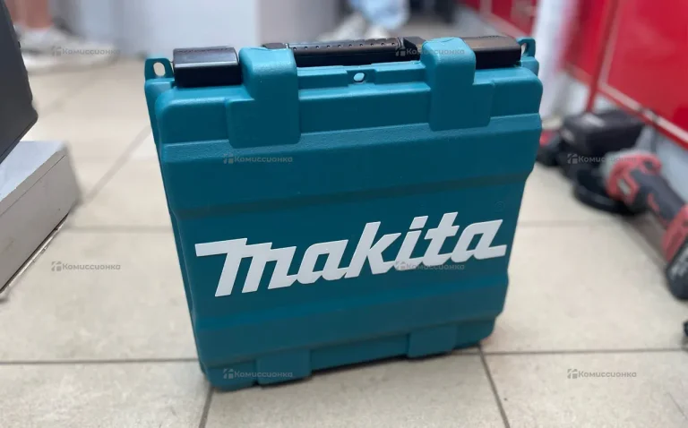 Лобзик Makita JV0600K