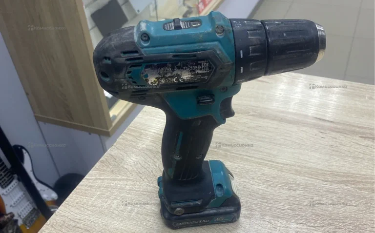 Шуруповерт Makita DF333DWAE