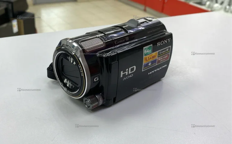 Видеокамера SONY HDR-CX560E