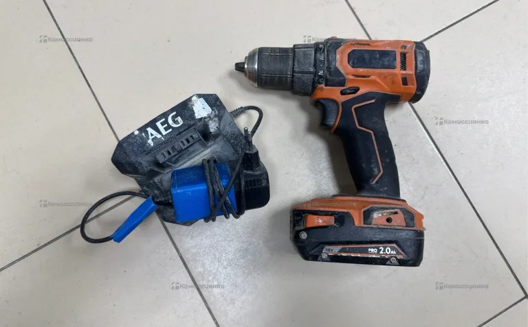 Шуруповерт AEG BSB18G2