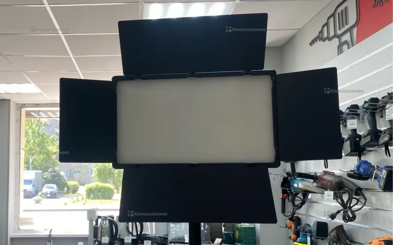 Осветитель led lighting kit pro 800 + штатив