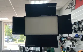 Купить Осветитель led lighting kit pro 800 + штатив б/у , в Красноярск Цена:4990рублей
