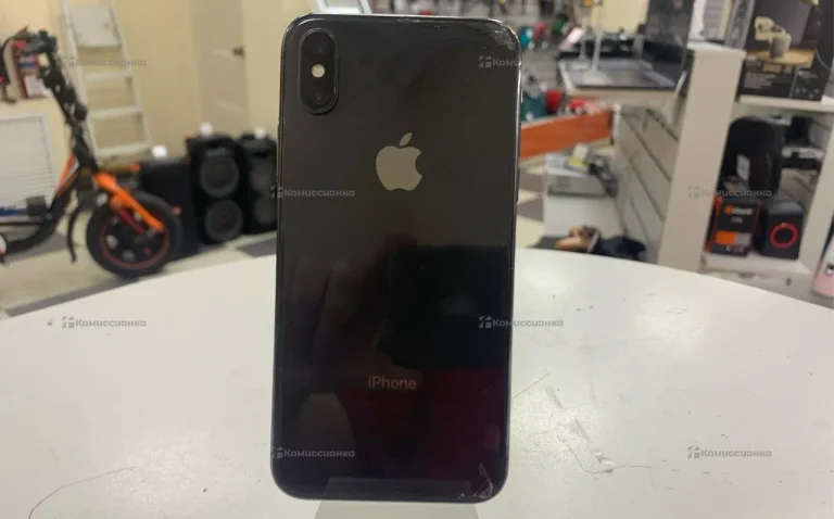 Apple iPhone X 3/64 ГБ