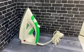 Купить Утюг Homestar 2000W| б/у , в Курган Цена:200рублей