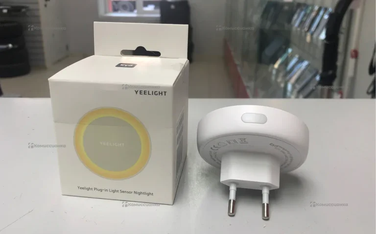 Ночник Xiaomi Mijia Plug-in Night Light (MJYD04YL)  белый