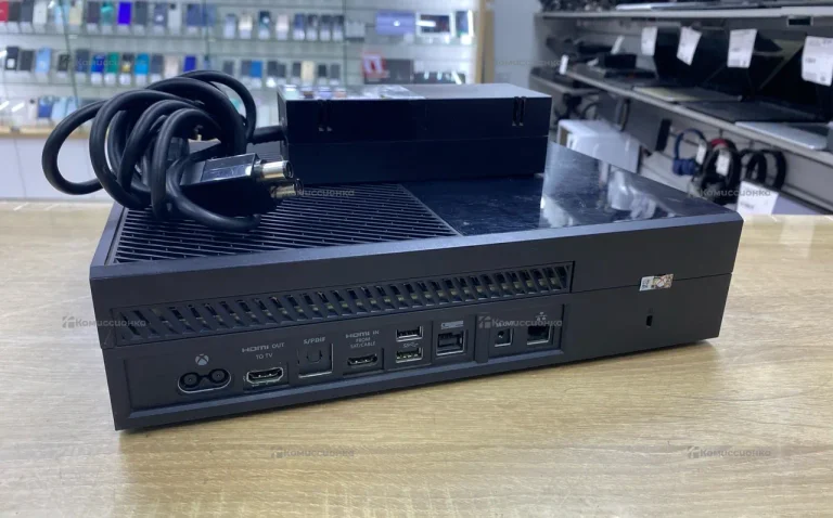 Приставка Xbox One 500gb