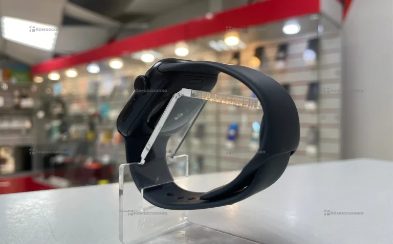 Часы Apple Watch SE 3