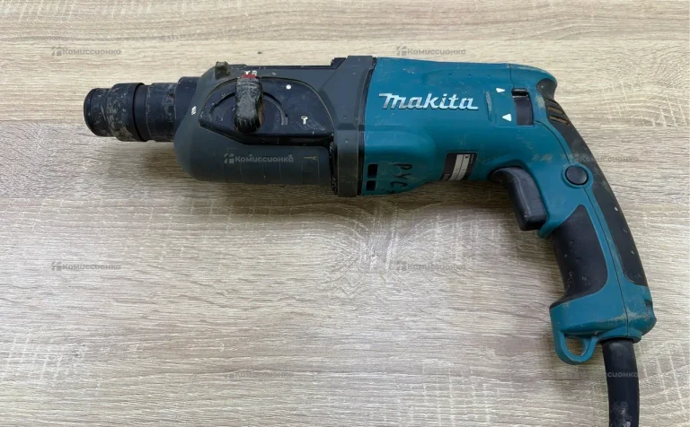 Перфоратор Makita HR2470