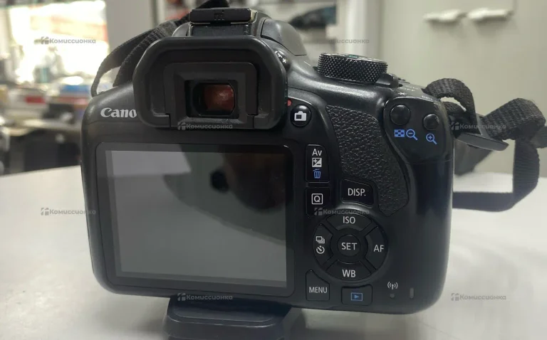 Фотоаппарат  canon 1300d