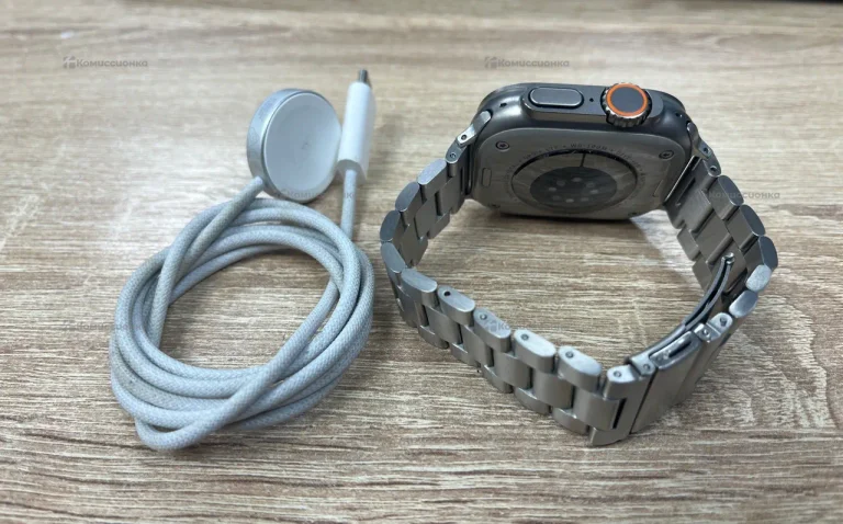 Часы  Apple Watch Ultra 49 mm