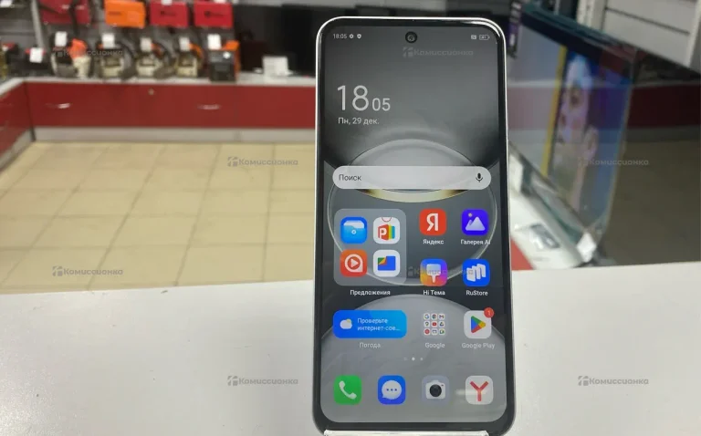 Tecno Spark 30C 4/128 ГБ