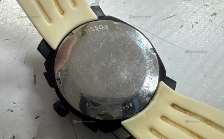 Часы  fossil fs4656