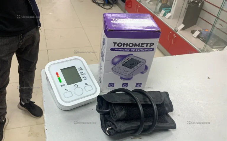 Тонометр электронный.